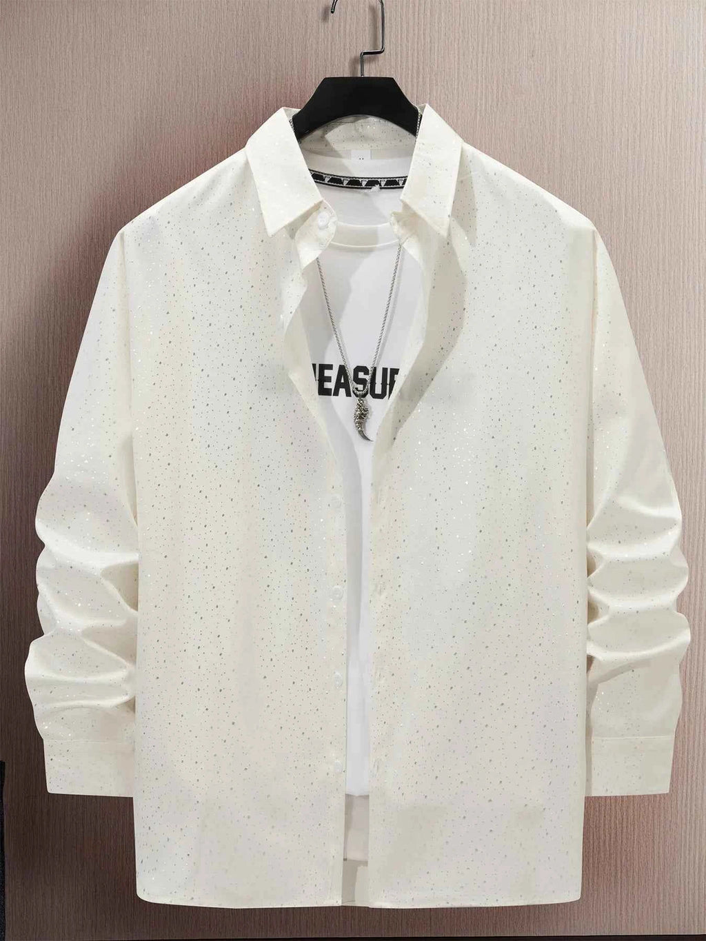 European and American men's shirts - Trendy sport and casual fashion - Decorated with gold printing - Casual wear style - Long s