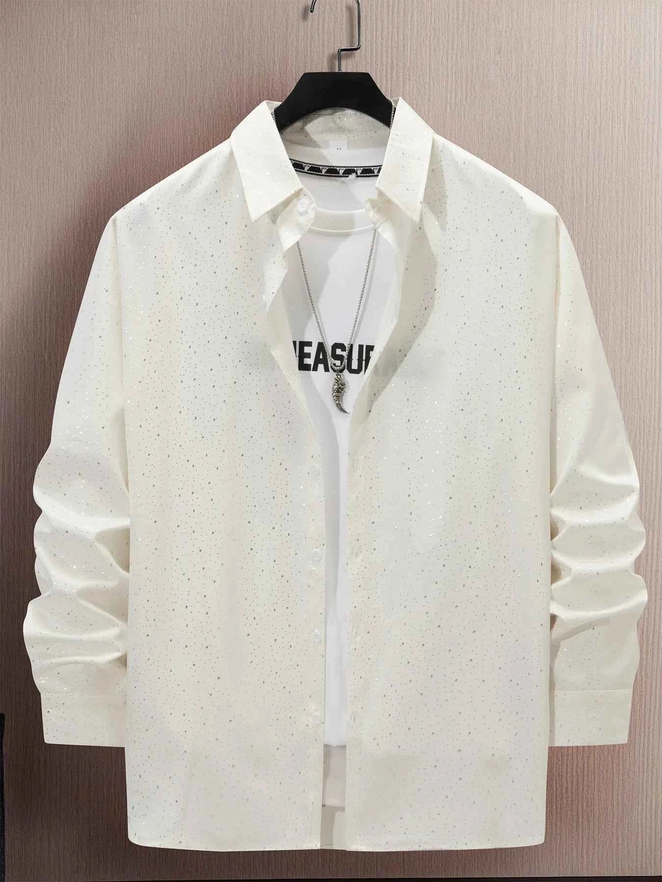 European and American men's shirts - Trendy sport and casual fashion - Decorated with gold printing - Casual wear style - Long s